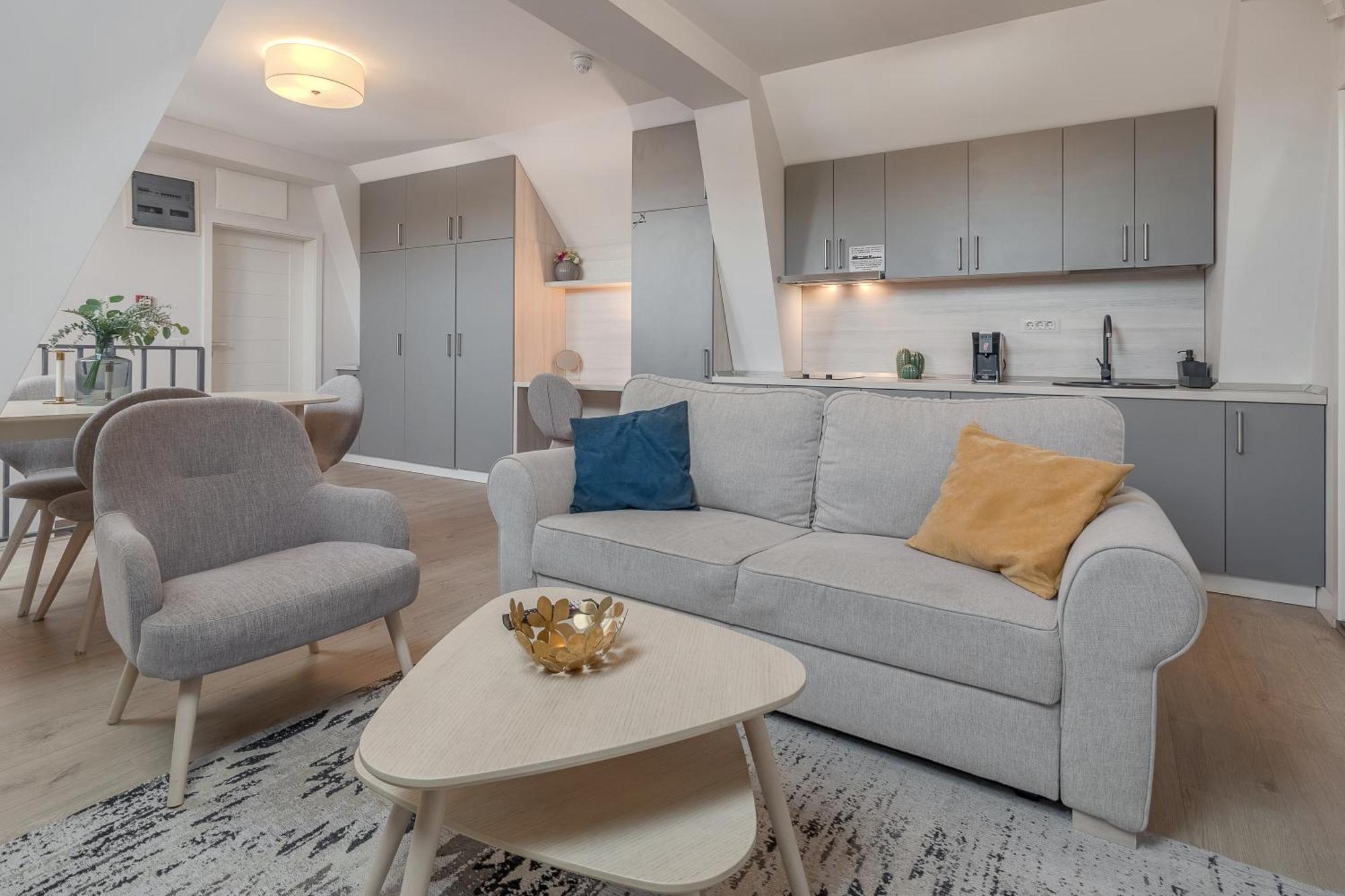 Dozsa Residence ออราแด ภายนอก รูปภาพ